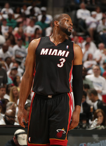 西蒙高茨被国乒当猴遛的有多惨？樊振东一招海底捞月直接击碎道心（西蒙高茨被国乒压制得多惨？樊振东一记海底捞月当场击碎道心）