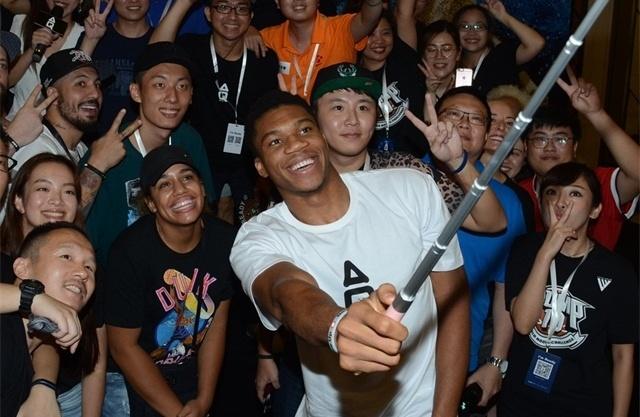 帕夫洛维奇：我希望成为年轻人的榜样，圣西罗是足球圣殿（帕夫洛维奇：立志成为年轻人的典范，圣西罗是足坛圣地）