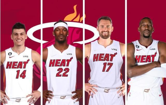 英超最新积分榜：曼联红军分列6、7，枪手榜首领先曼城2分（英超积分最新形势：阿森纳领跑较曼城多2分，曼联与利物浦分列第6、第7）