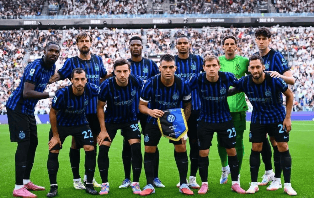 米亚托维奇：皇马对手如鲨鱼闻血腥味袭来（米亚托维奇：皇马对手嗅血如鲨，迅猛扑来）