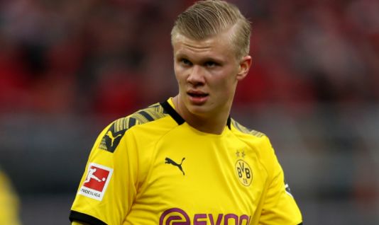 埃尔南德斯·马耶索将执法贝蒂斯对巴萨的比赛（埃尔南德斯·马耶索将吹罚贝蒂斯与巴萨之战）