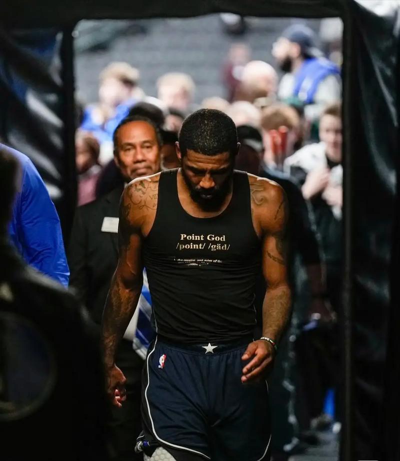 太累了！54天29场比赛，火箭全明星周末前将迎6组背靠背（赛程爆满：54天打29场，火箭全明星周末前将迎来6次背靠背）