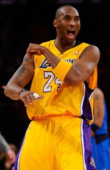 非洲杯战报：阿乔里梅开二度，突尼斯3-1战胜乌干达（非洲杯：阿乔里双响，突尼斯3比1力克乌干达）