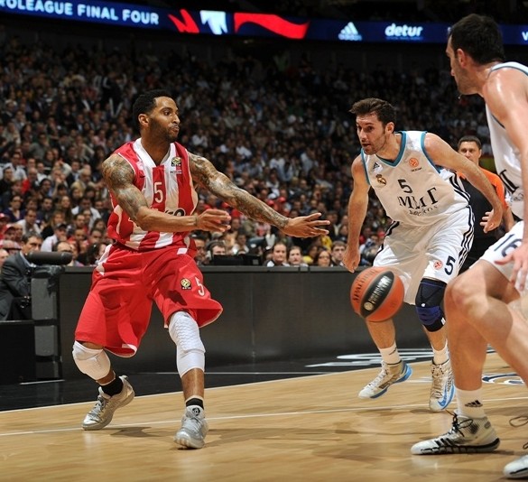 比萨vs克雷莫内塞：夸德拉多、恩佐拉首发，瓦尔迪、米卡伊尔-法耶出战（比萨迎战克雷莫内塞：夸德拉多、恩佐拉先发，瓦尔迪携米卡伊尔-法耶出战）