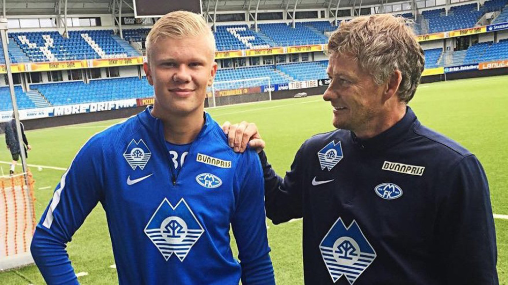 勇夺金靴，法比奥赛后社媒：感谢队友以及每位愿意相信我的人（法比奥加冕金靴，赛后社媒致谢队友与每一位相信我的人）