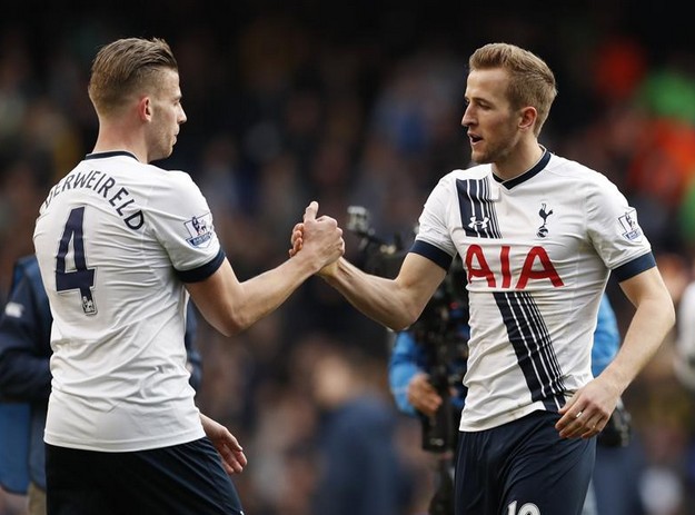 康查尔不幸受伤，赛场生涯蒙上阴影（伤病突袭康查尔，职业前景蒙上阴影）