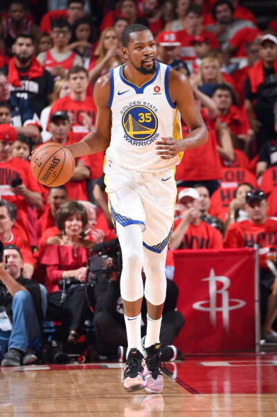 米兰旧将埃拉尼奥：国米实力更强，但米兰一直都能踢好德比（埃拉尼奥话德比：国米更胜一筹，米兰仍能打出水准）