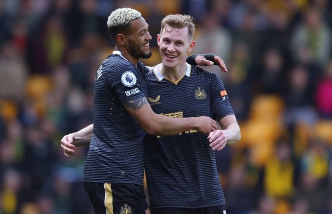 世预赛对亚美尼亚破门，雷纳托-韦加攻入国家队生涯首球（雷纳托-韦加世预赛对阵亚美尼亚破门，斩获国家队处子球）