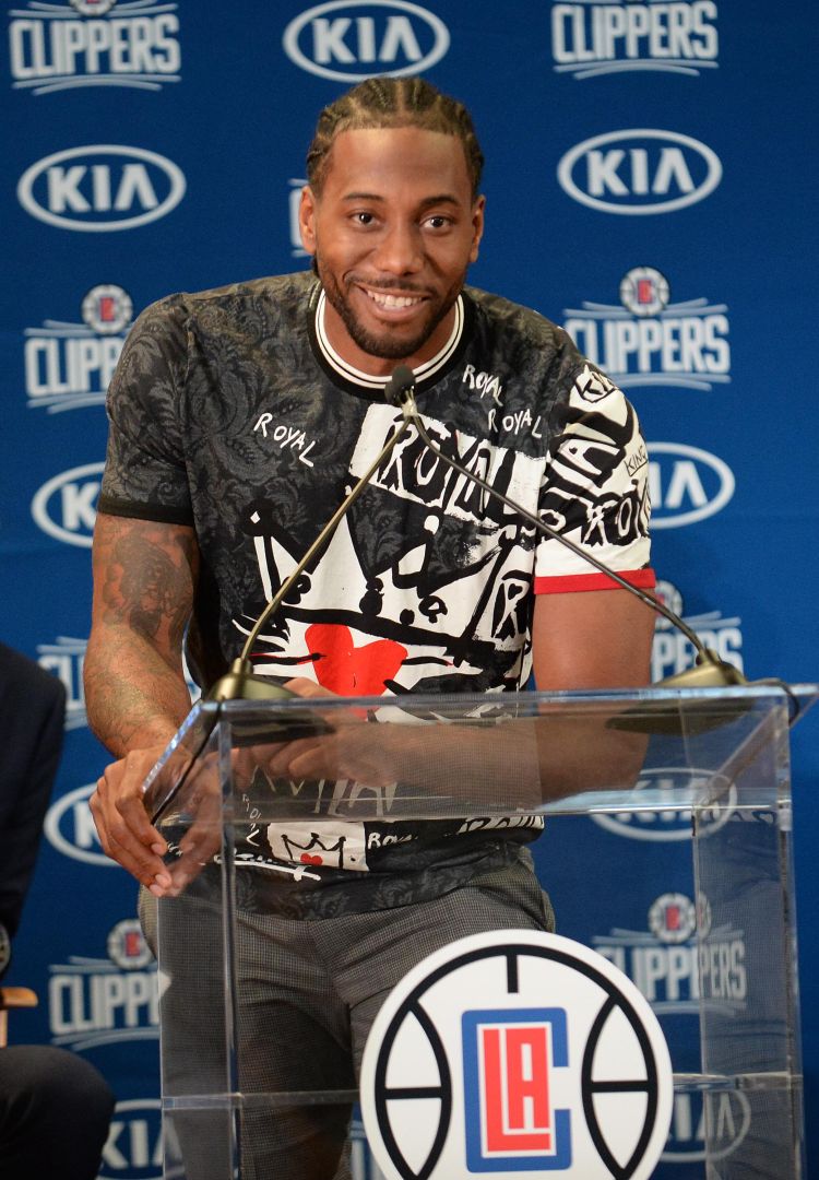 一束9秒83的光照亮少年的前行路（以9秒83之光，照亮少年前行之路）