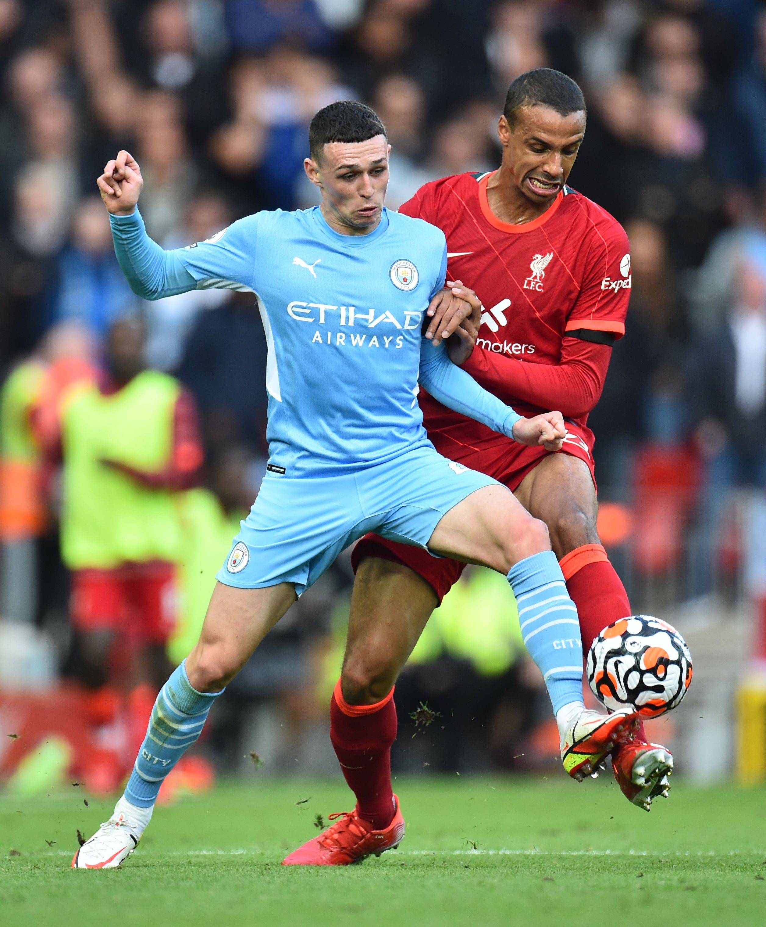 速体育12月20日讯 英超第17轮，纽卡主场2-2切尔西。（12月20日英超第17轮：纽卡斯尔联主场2-2战平切尔西）