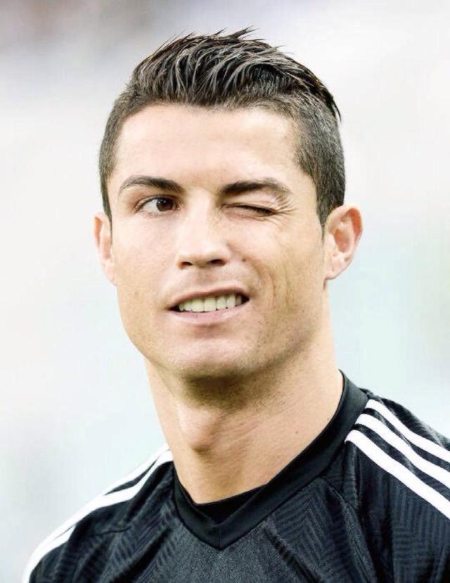 爱尔兰本轮世预赛大名单：柯林斯、凯莱赫、阿扎兹在列（爱尔兰公布本轮世预赛名单：柯林斯、凯莱赫、阿扎兹入选）