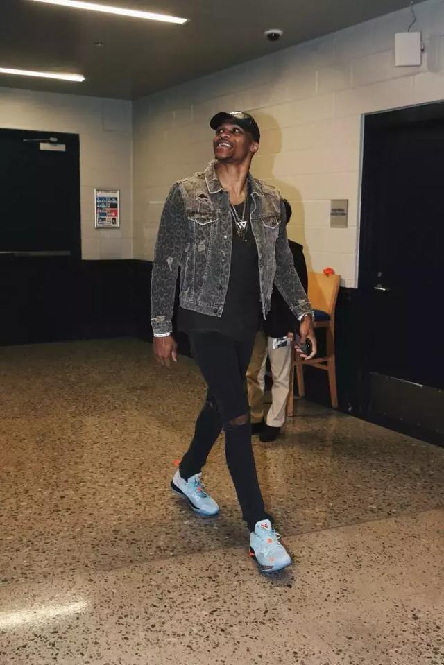 德转列英冠历史身价TOP15：布恩迪亚3500万第1，格拉利什上榜（德转盘点英冠历史身价前15：布恩迪亚3500万居首，格拉利什入选）