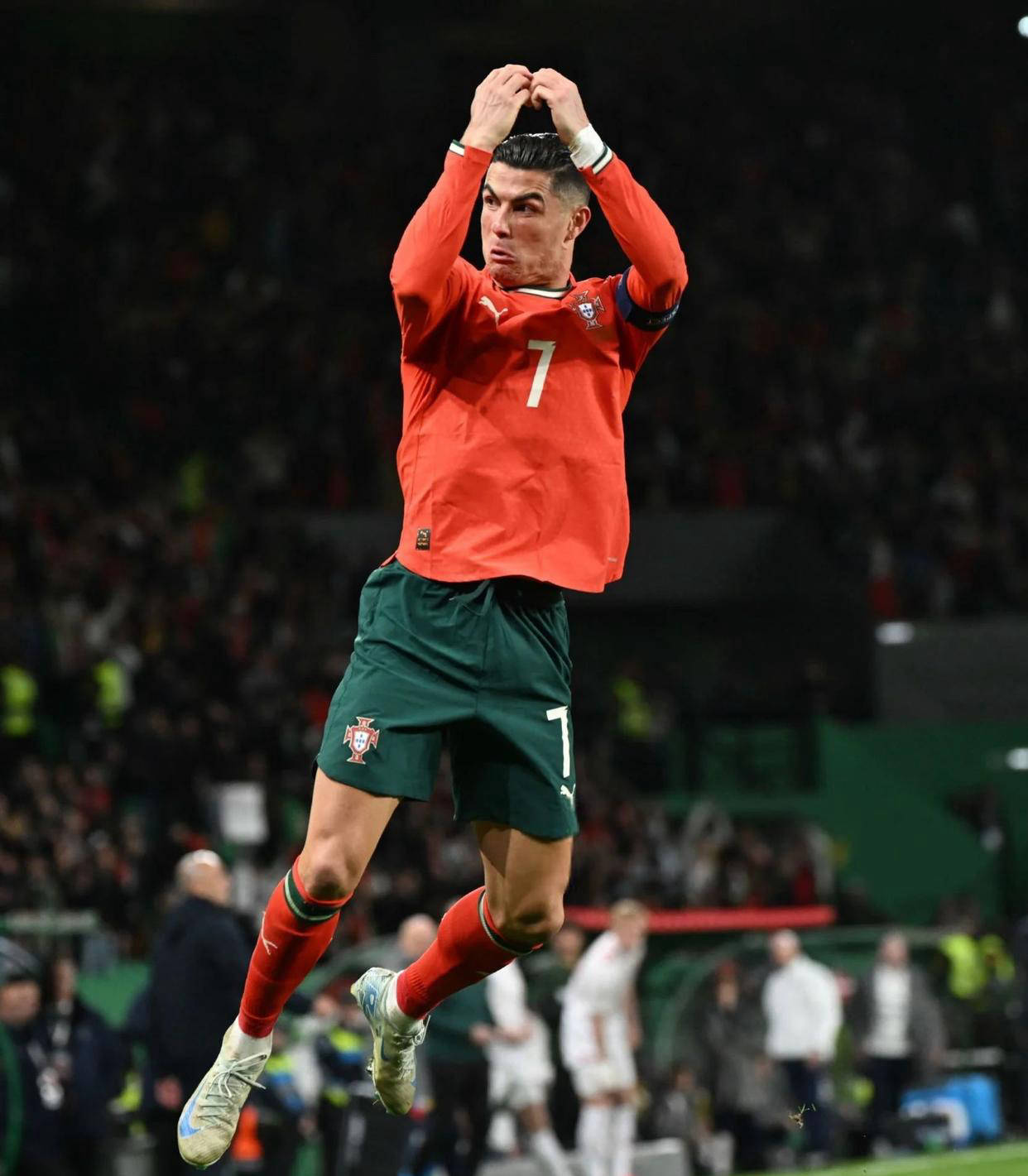 前中超球员许小龙：金元时代单场奖金千万，球员平时不吃海参（许小龙谈金元时代：单场奖金上千万，球员平时并不吃海参）