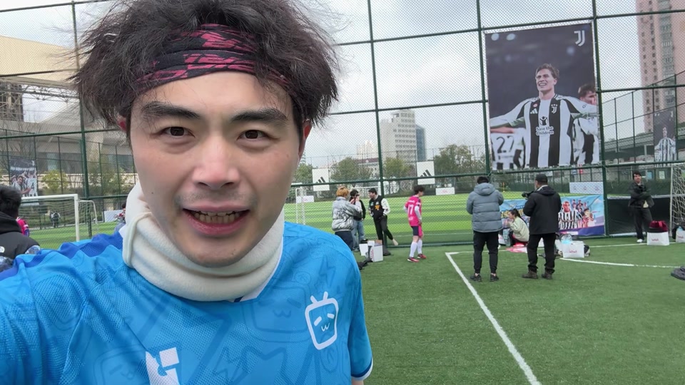 外媒统计2025女运动员收入榜单：谷爱凌第4、郑钦文第5（外媒发布2025女运动员收入排行：谷爱凌第4，郑钦文第5）