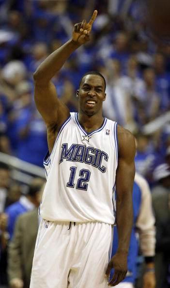 懂球帝中超MVP｜萨里奇：我会竭尽所能回馈球迷（萨里奇获评懂球帝中超MVP：将竭尽全力回报球迷）